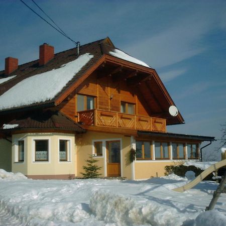 Вилла Lindlhof Fam. Taferner Санкт-Андре Экстерьер фото